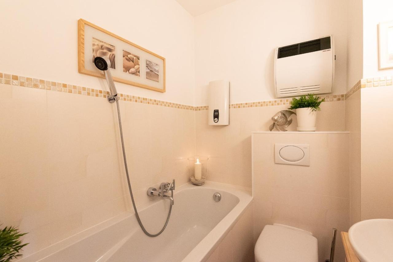 Bens Hues Apartment Braderup  Luaran gambar
